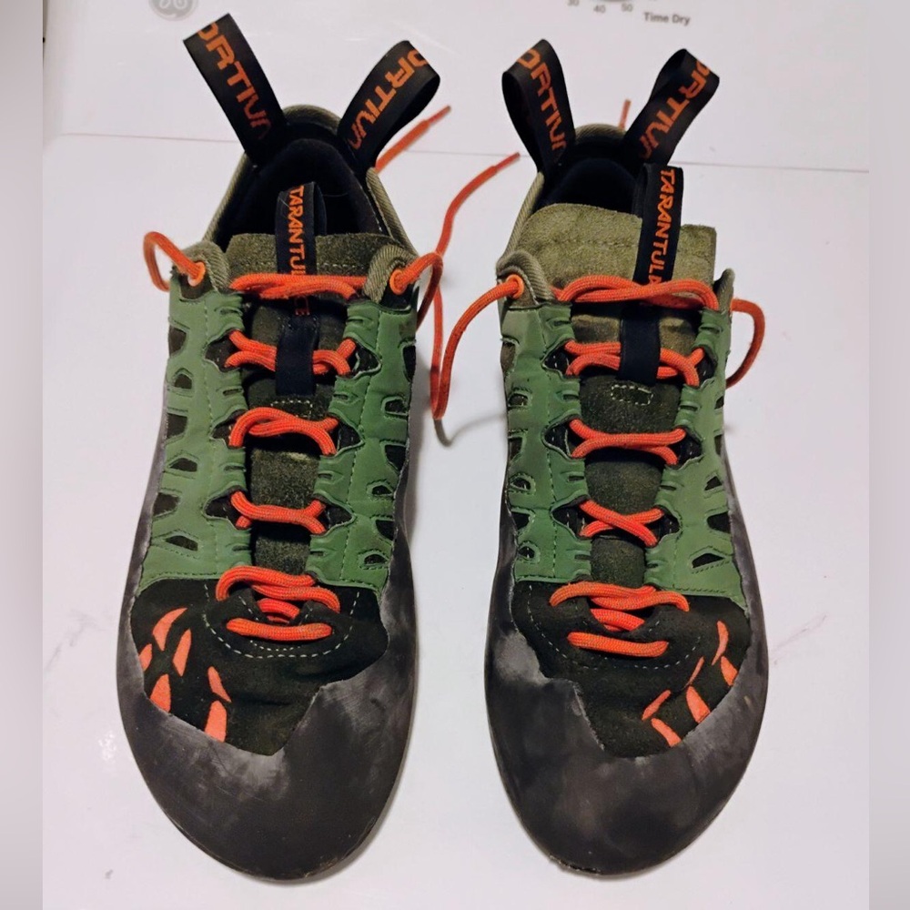 Men’s La Sportiva climbing shoes size 11